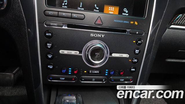 Ford Explorer 2.3 Limited 4WD 5th 2017 — фото 17