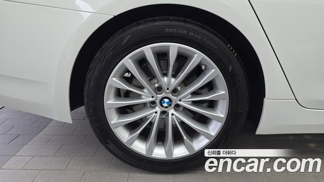 BMW 5 Series (G30) 520i Luxury 2021 — фото 5