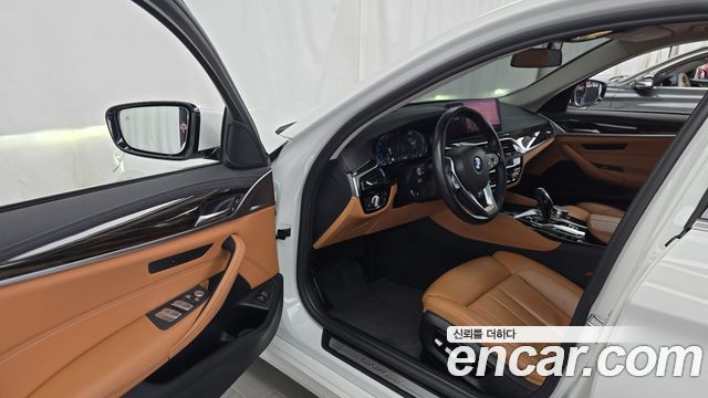 BMW 5 Series (G30) 520i Luxury 2021 — фото 10