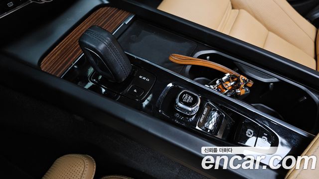 Volvo V60 Cross Country (II) B5 Pro AWD 2021 — фото 9