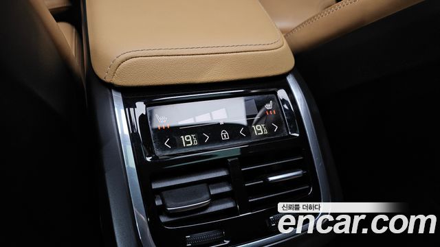 Volvo V60 Cross Country (II) B5 Pro AWD 2021 — фото 19