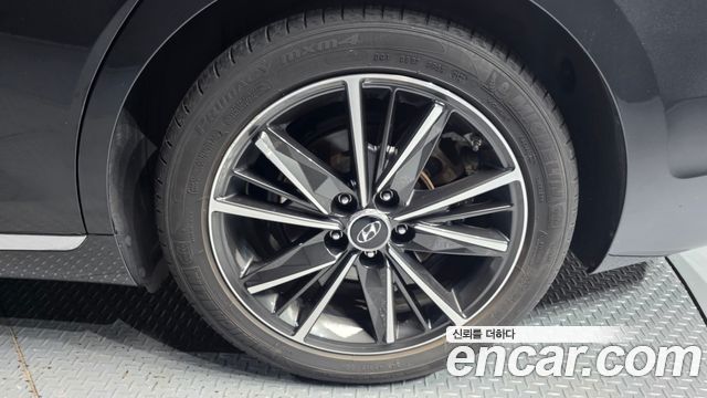 Hyundai Grandeur (IG) 2.5 Exclusice 2022 — фото 21