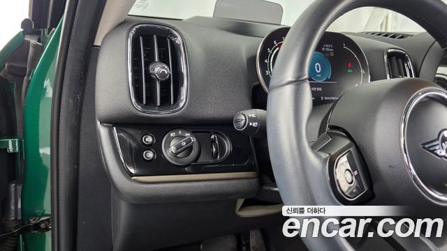 MINI Cooper Countryman Classic Plus 2nd 2023 — фото 16