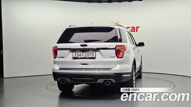 Ford Explorer 2.3 Limited 4WD 5th 2019 — фото 4