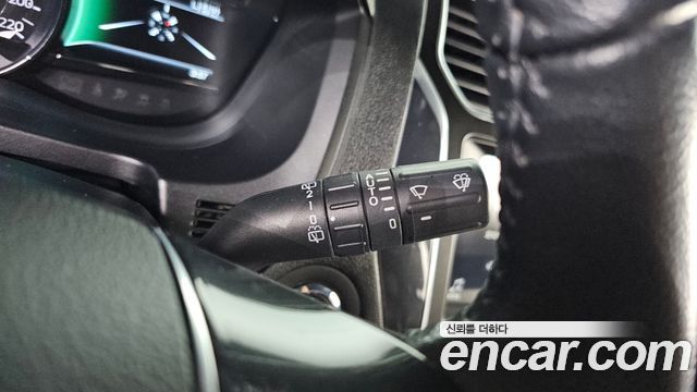 Ford Explorer 2.3 Limited 4WD 5th 2019 — фото 17