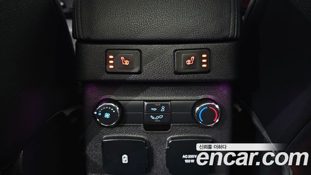 Ford Explorer 2.3 Limited 4WD 5th 2019 — фото 29