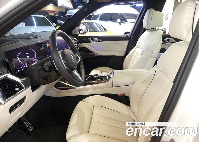 BMW X7 (G07) M60i xDrive M sport 6STR 2024 — фото 10