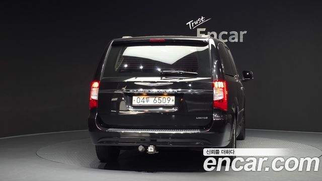 Chrysler Grand Voyager 3.6 LIMITED 2016 — фото 4