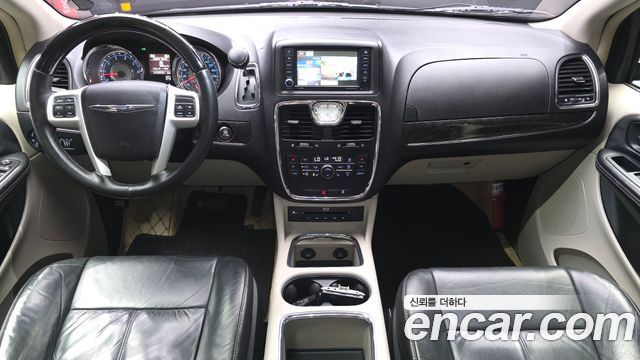 Chrysler Grand Voyager 3.6 LIMITED 2016 — фото 7