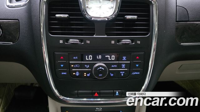 Chrysler Grand Voyager 3.6 LIMITED 2016 — фото 15