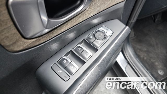 Kia Sorento (IV) Diesel 2.2 2WD Prestige 2023 — фото 19