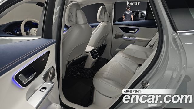 Mercedes-Benz EQE SUV (X294) EQE500 4MATIC Launch Edition 2023 — фото 16