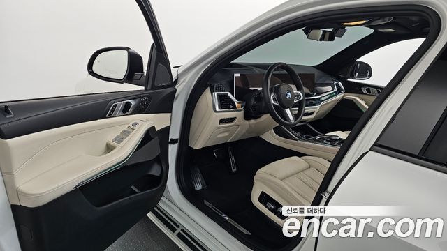 BMW X7 (G07) xDrive 40d M Sport 7 STR 2025 — фото 10
