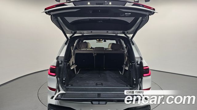 BMW X7 (G07) xDrive 40d M Sport 7 STR 2025 — фото 19