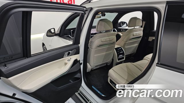 BMW X7 (G07) xDrive 40d M Sport 7 STR 2025 — фото 20