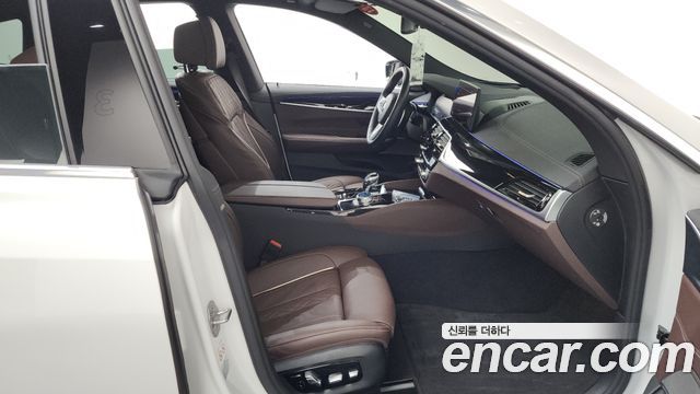 BMW 6 Series GT (G32) 630i xDrive M Sport 2023 — фото 26
