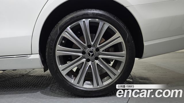 Mercedes-Benz E-Class (W213) E350 4MATIC Exclusive 2023 — фото 21