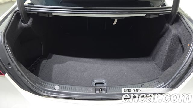 Mercedes-Benz E-Class (W213) E350 4MATIC Exclusive 2023 — фото 32