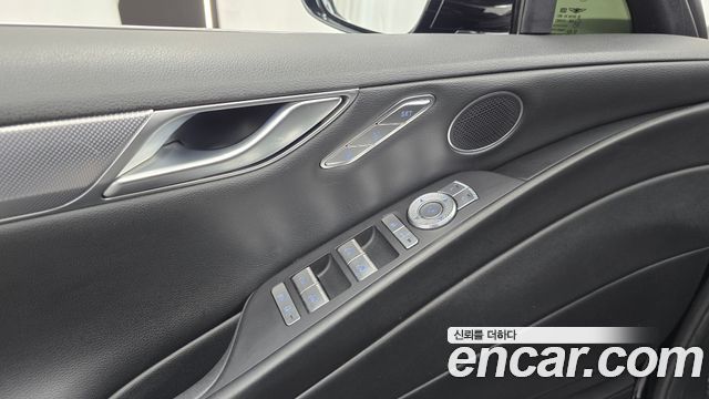 Genesis G80 (RG3) Gasoline 2.5 Turbo AWD 2022 — фото 29