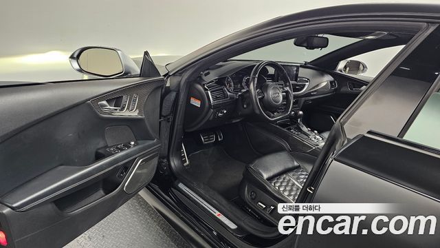 Audi RS7 4.0 TFSI Quattro 4G 2015 — фото 10