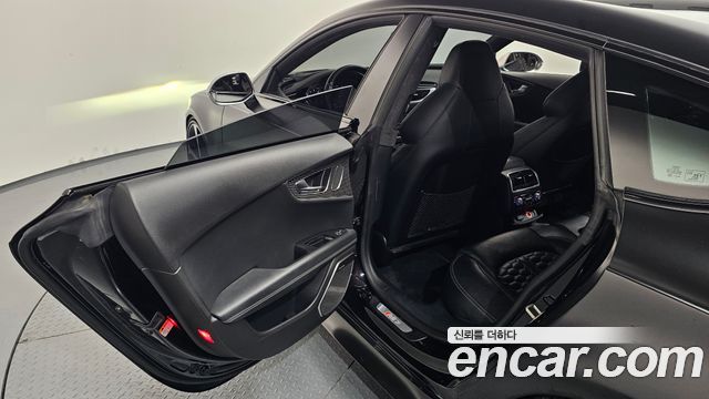 Audi RS7 4.0 TFSI Quattro 4G 2015 — фото 19