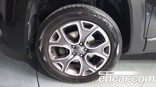 Jeep Renegade 2.0 Diesel Limited AWD 2017 — фото 5