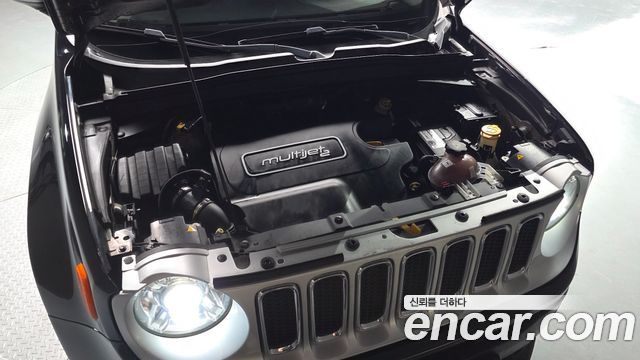 Jeep Renegade 2.0 Diesel Limited AWD 2017 — фото 6