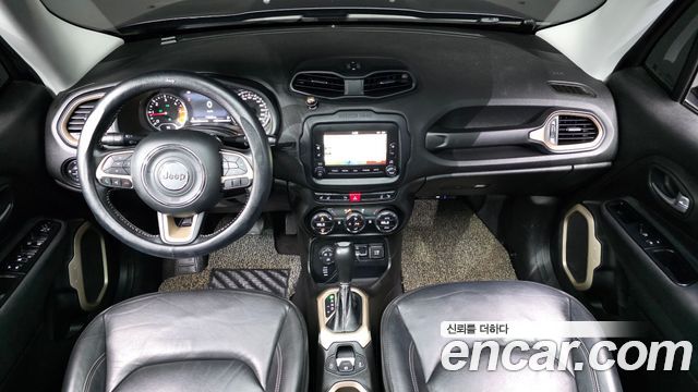 Jeep Renegade 2.0 Diesel Limited AWD 2017 — фото 7