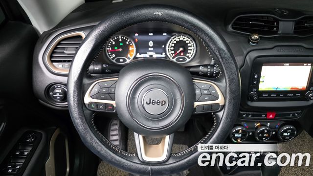 Jeep Renegade 2.0 Diesel Limited AWD 2017 — фото 14