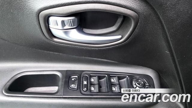 Jeep Renegade 2.0 Diesel Limited AWD 2017 — фото 20