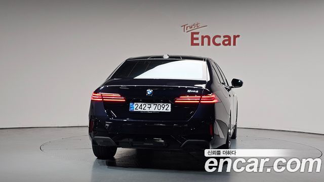 BMW 5 Series (G60) 520i M Sport 2024 — фото 4