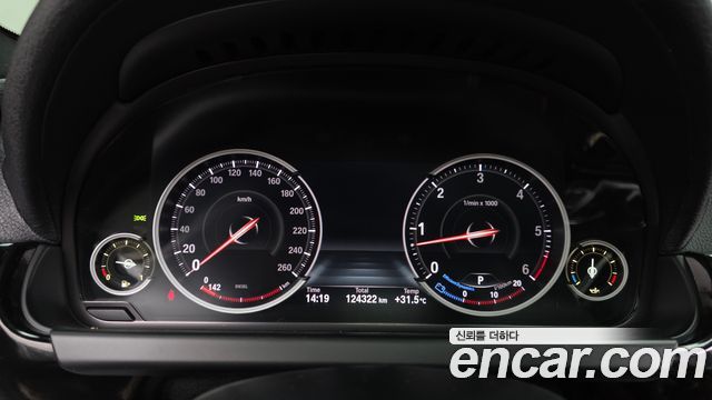 BMW 6 Series (F12) 640d xDrive M Sport Gran Coupe 2016 — фото 8