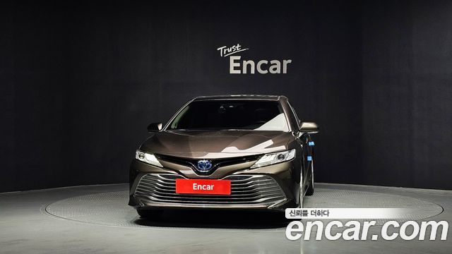 Toyota Camry (XV70) 2.5 XLE Hybrid 2018 — фото 3