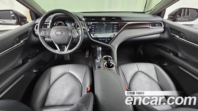 Toyota Camry (XV70) 2.5 XLE Hybrid 2018 — фото 7