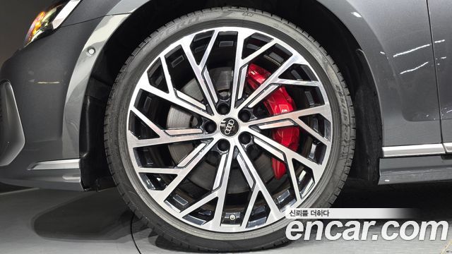 Audi S8 (D5) 4.0 TFSI Quattro LWB 2025 — фото 5