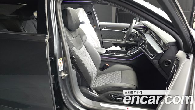 Audi S8 (D5) 4.0 TFSI Quattro LWB 2025 — фото 12