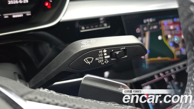Audi S8 (D5) 4.0 TFSI Quattro LWB 2025 — фото 17