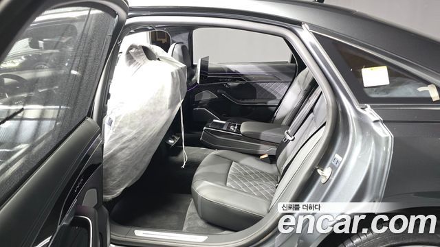 Audi S8 (D5) 4.0 TFSI Quattro LWB 2025 — фото 26
