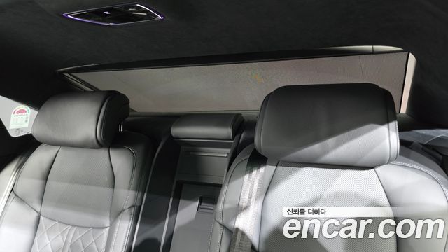 Audi S8 (D5) 4.0 TFSI Quattro LWB 2025 — фото 35