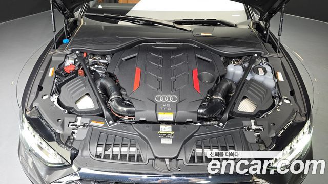 Audi S8 (D5) 4.0 TFSI Quattro LWB 2025 — фото 6