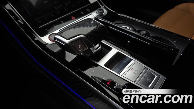 Audi S8 (D5) 4.0 TFSI Quattro LWB 2025 — фото 9