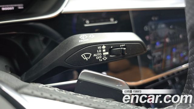 Audi S8 (D5) 4.0 TFSI Quattro LWB 2025 — фото 17