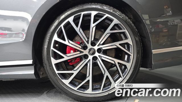 Audi S8 (D5) 4.0 TFSI Quattro LWB 2025 — фото 21