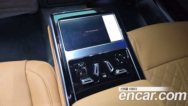 Audi S8 (D5) 4.0 TFSI Quattro LWB 2025 — фото 31
