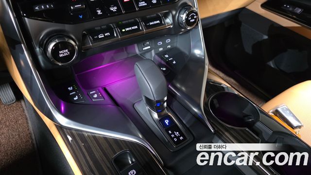 Lexus LX (IV) 700h Luxury 2025 — фото 9