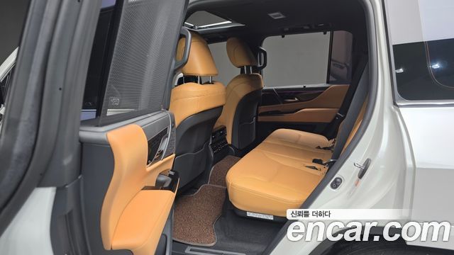 Lexus LX (IV) 700h Luxury 2025 — фото 36