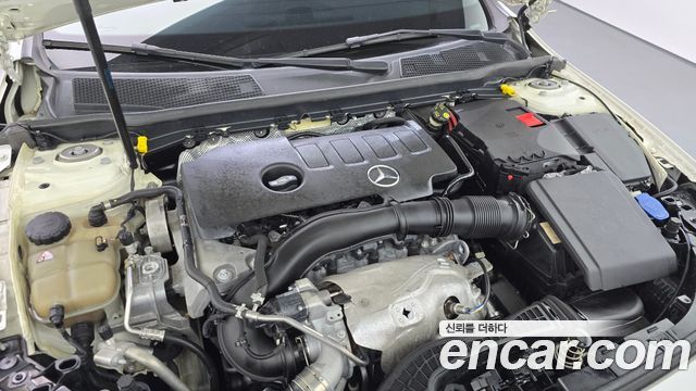 Mercedes-Benz A-Class (W177) A250 4MATIC Sedan 2020 — фото 6
