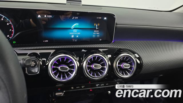 Mercedes-Benz A-Class (W177) A250 4MATIC Sedan 2020 — фото 14