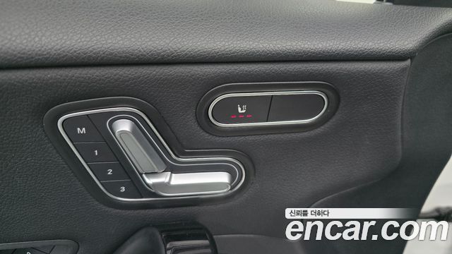 Mercedes-Benz A-Class (W177) A250 4MATIC Sedan 2020 — фото 17