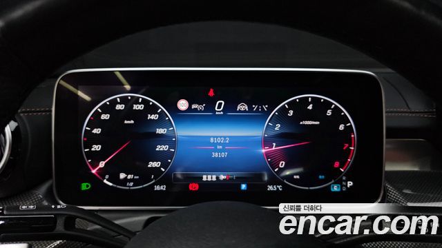 Mercedes-Benz C-Class (W206) C300 4MATIC AMG Line 2023 — фото 8